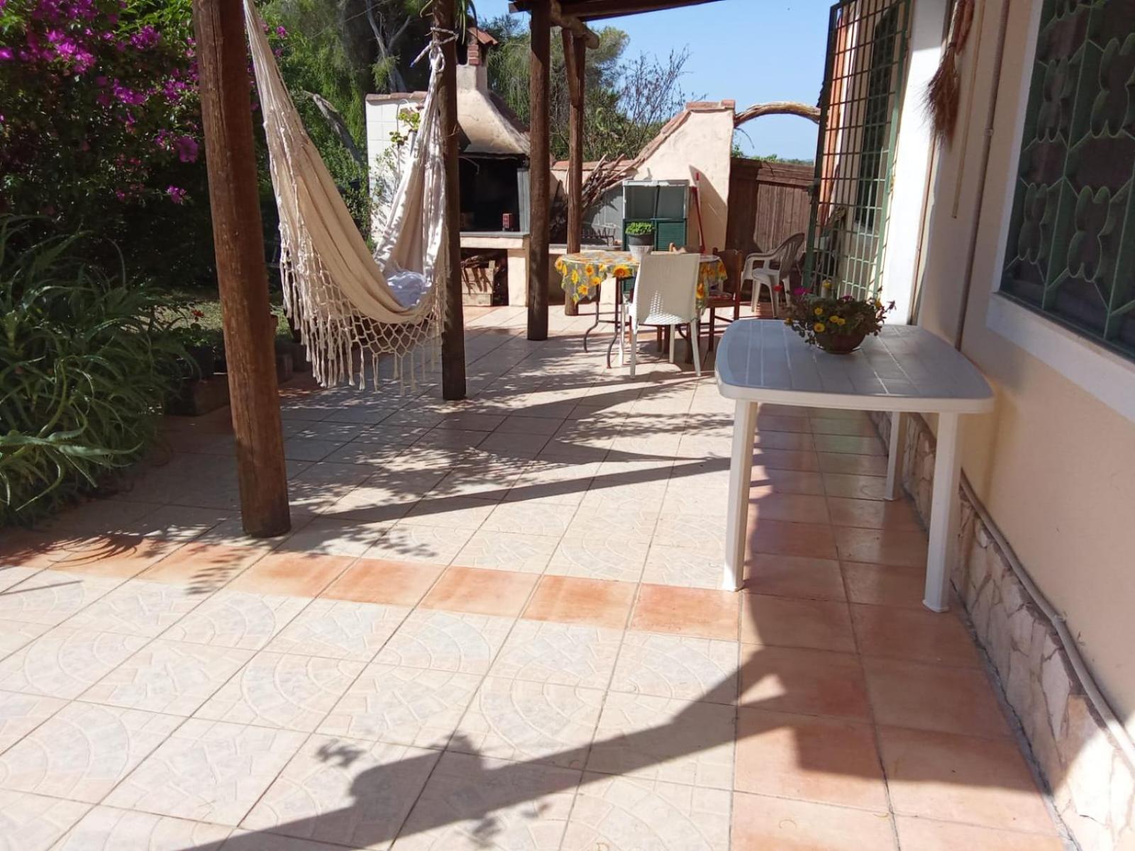 Isuedda Villa Marrùbiu Exterior foto